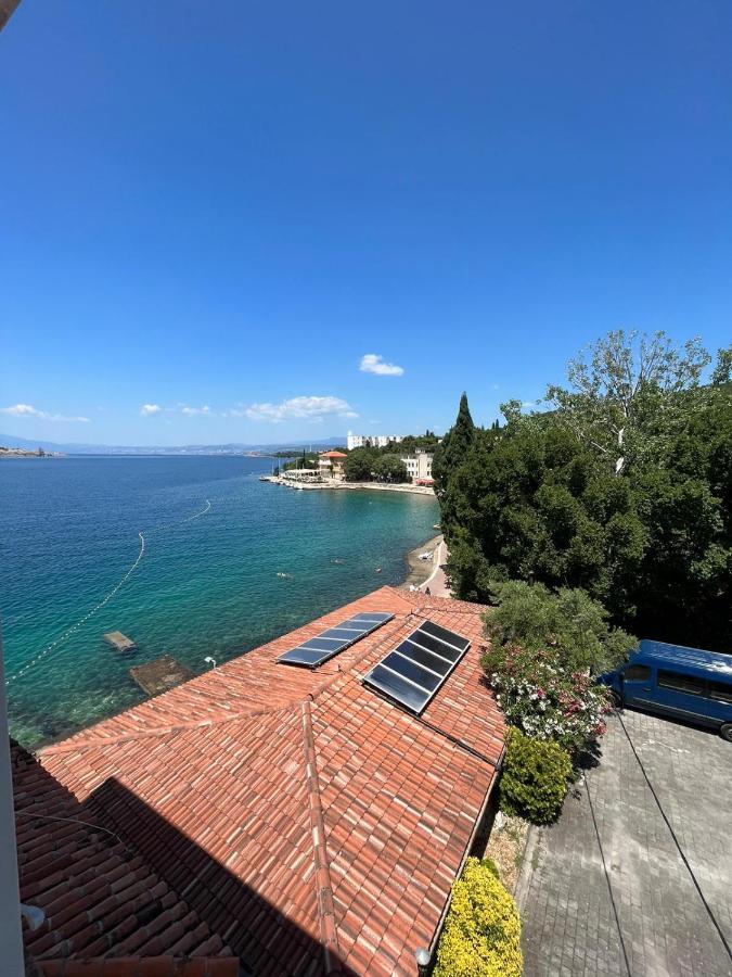 Bed&Breakfast Villa Eva Omisalj Exterior photo